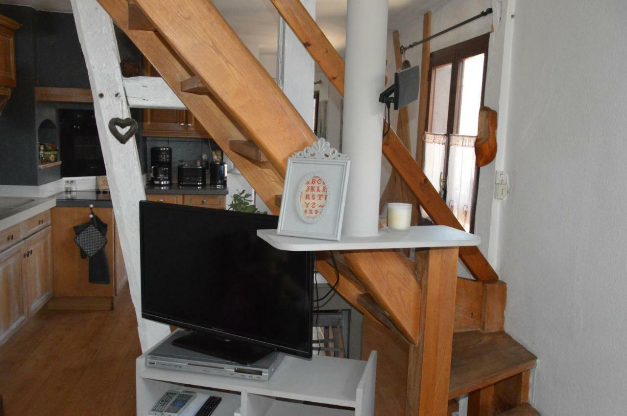 萨维尔纳Maison Bleue公寓 外观 照片